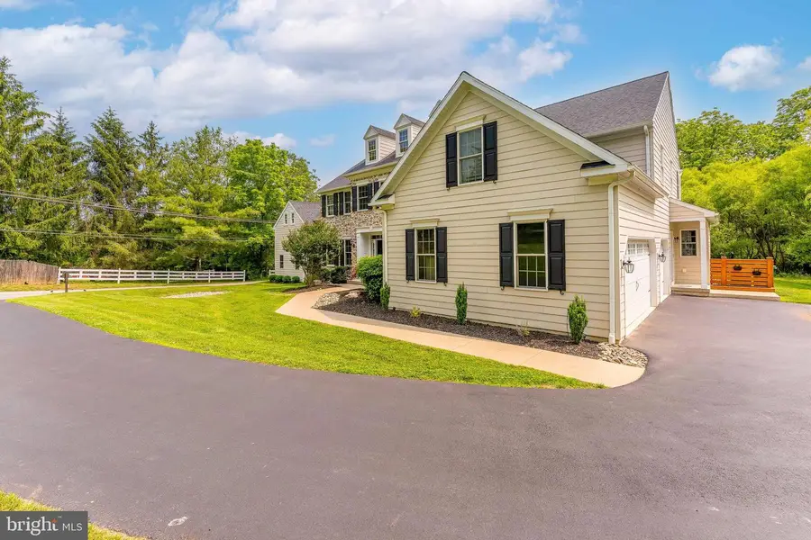 975 S Waterloo Rd, Devon, PA 19333 - #3