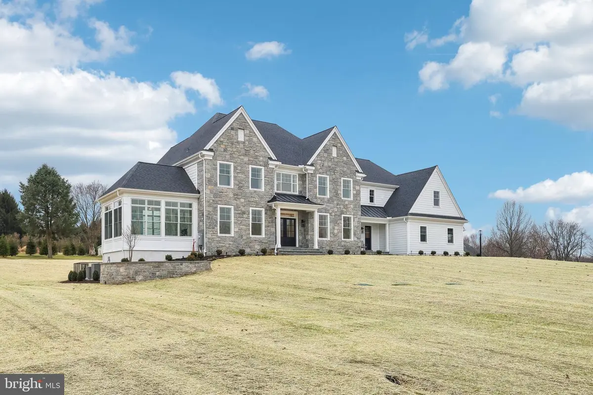 1337 Carolannes Way #b3, West Chester, PA 19382 - Image #1