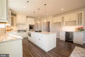 110 Lexington Manor, Glenmoore, PA 19343 - Image #2