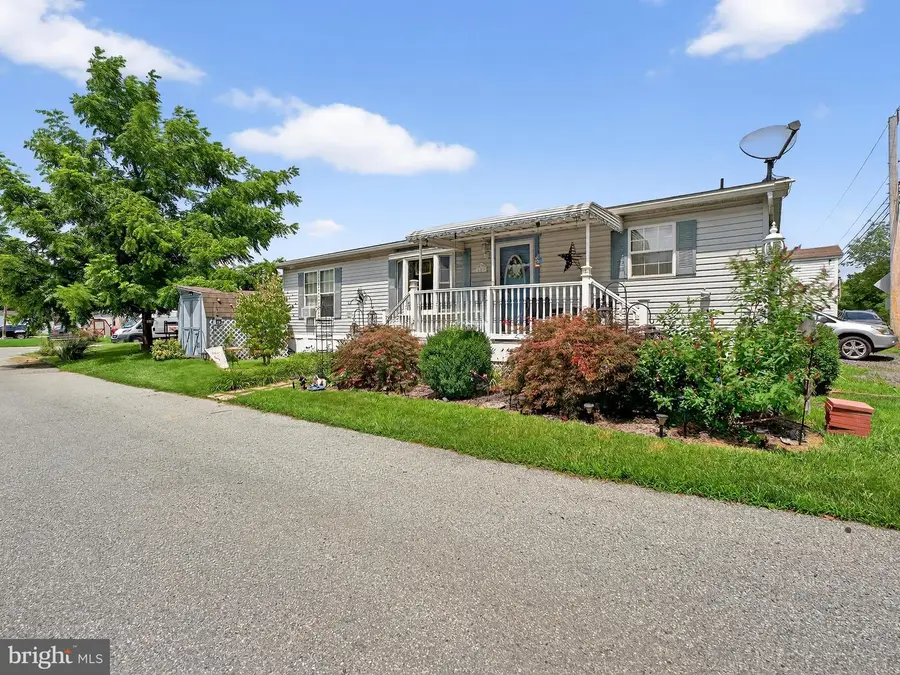885 Cypress Ave, Spring City, PA 19475 - Image #3