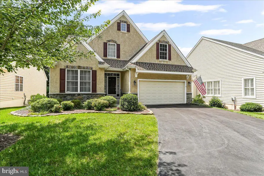 109 Regency Ct, Avondale, PA 19311 - Image #2