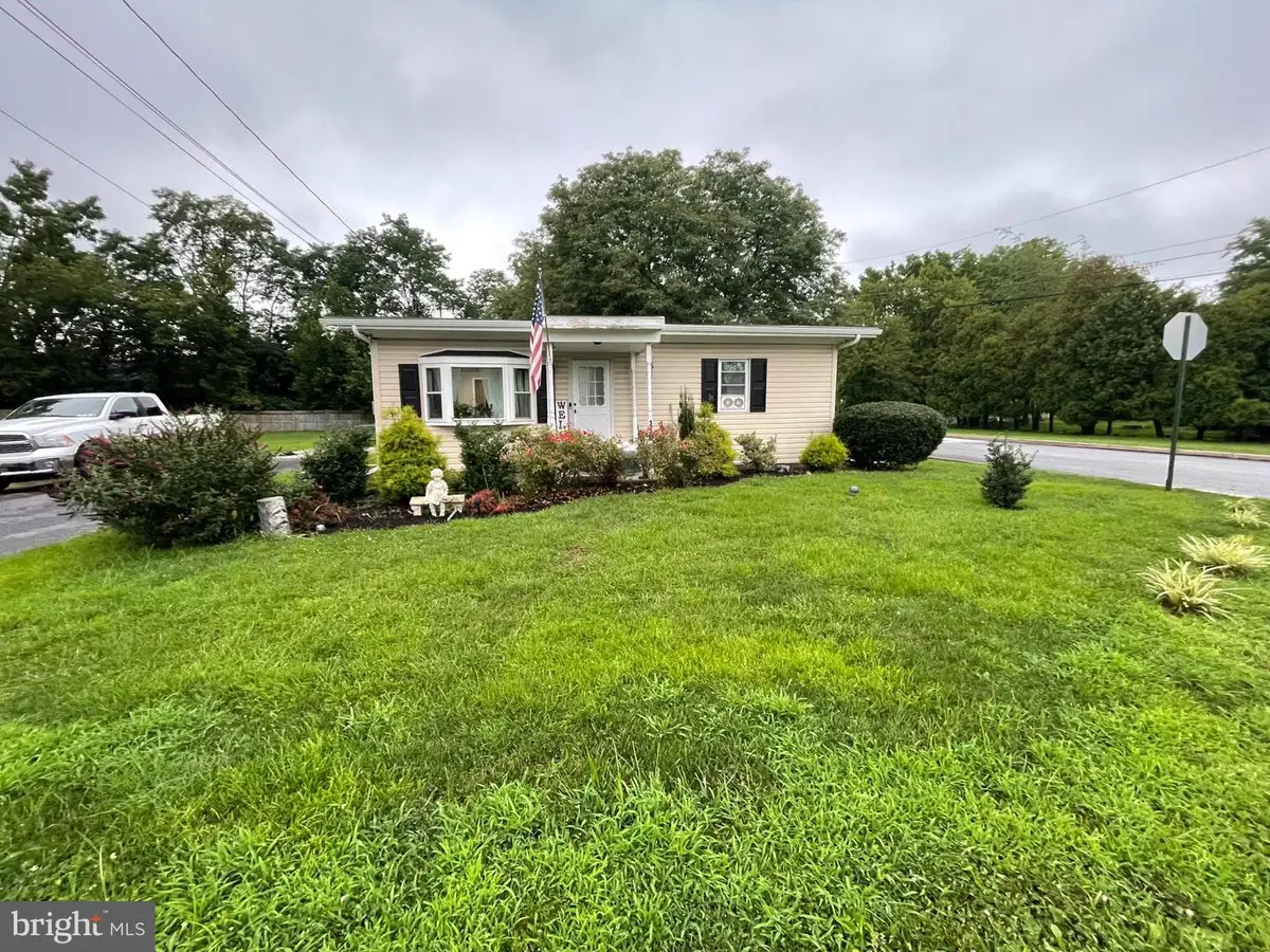 150 Seltzer Ave, Coatesville, PA 19320 - Image #1