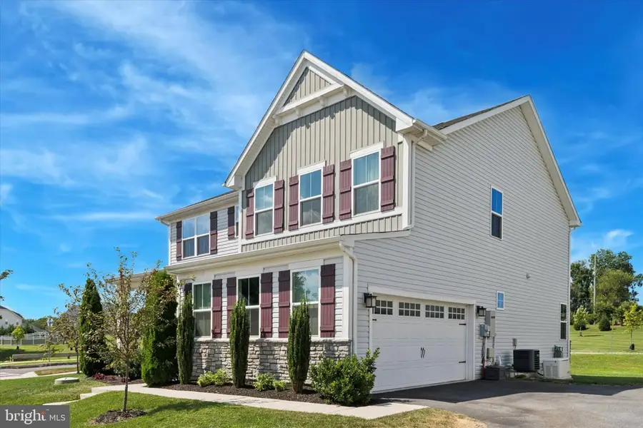 1101 Carpenter Dr, Coatesville, PA 19320 - Image #2