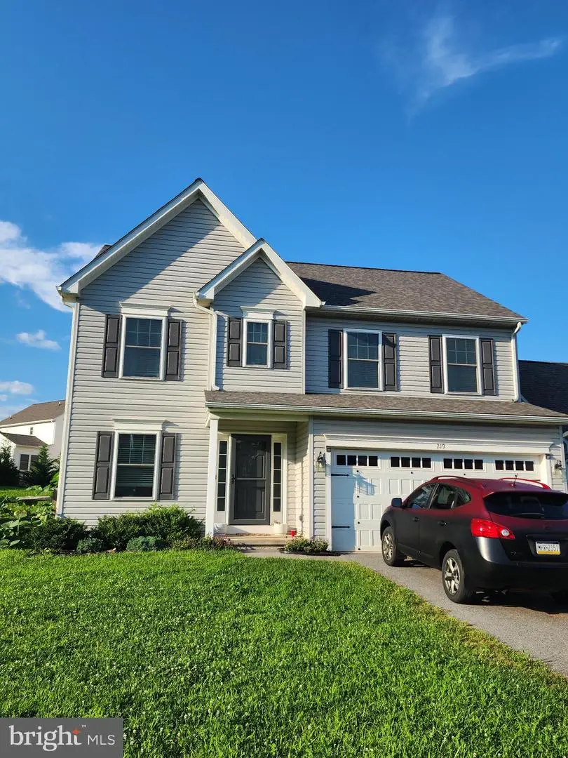 219 Greenwood Dr, Oxford, PA 19363 - Image #2