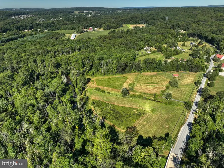 128 Brandamore Rd, Honey Brook, PA 19344 - Image #3