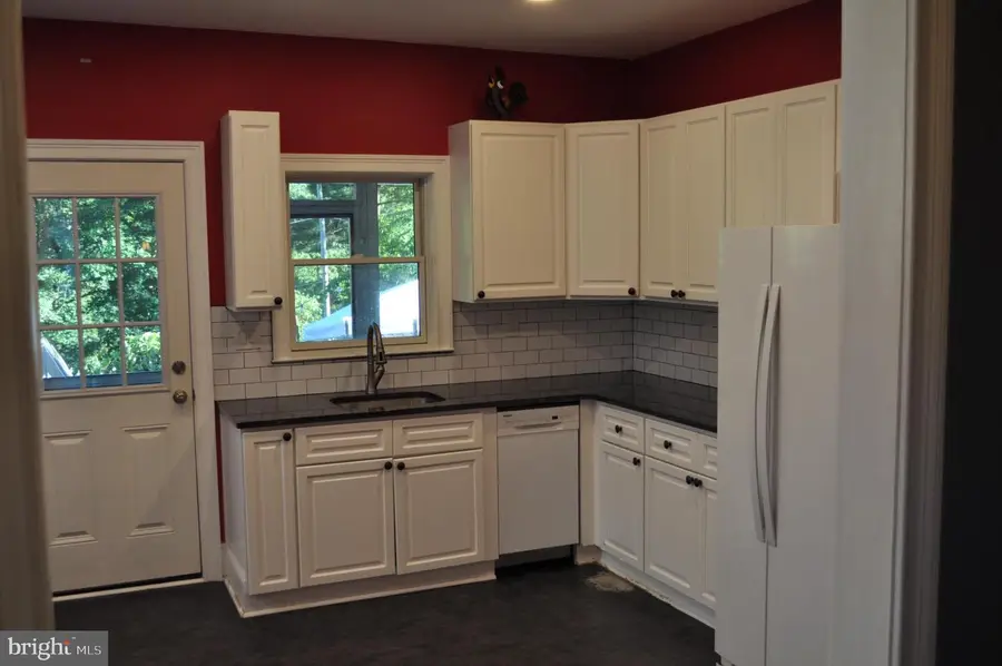 256 Chestnut St, Spring City, PA 19475 - Image #3