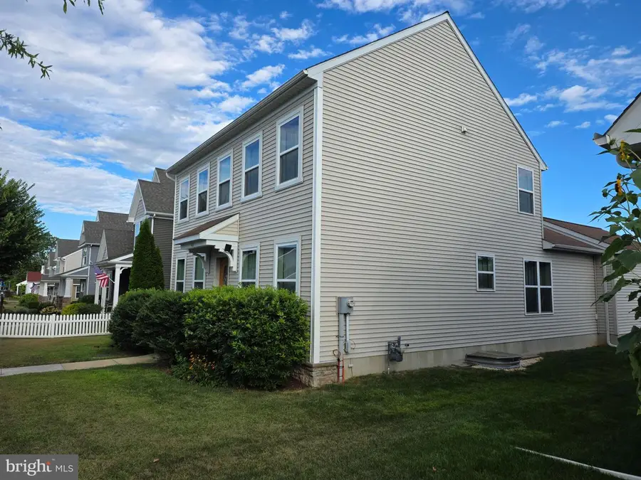 415 Anderson St, Coatesville, PA 19320 - Image #3