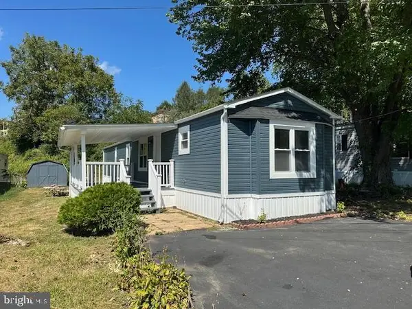 143 Penn Dr, COATESVILLE, PA 19320