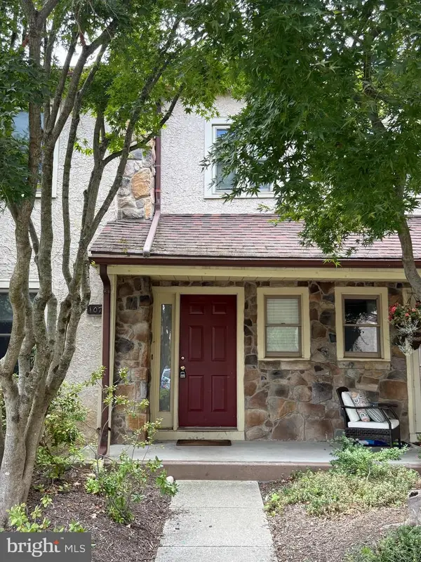 107 Reveille Rd #107, CHESTERBROOK, PA 19087