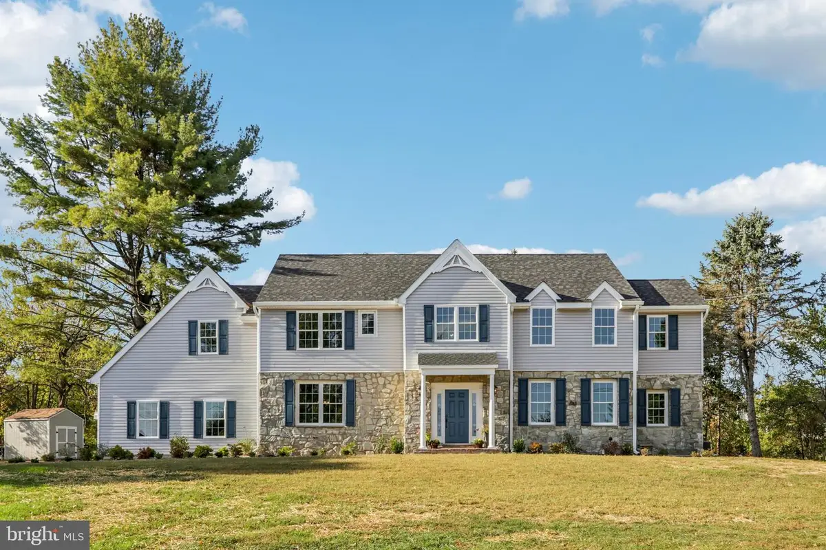 1035 Snyder Ave, Phoenixville, PA 19460 - Image #1