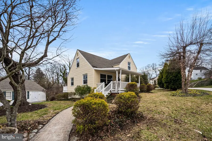 25 Midland Ave, Berwyn, PA 19312 - #2