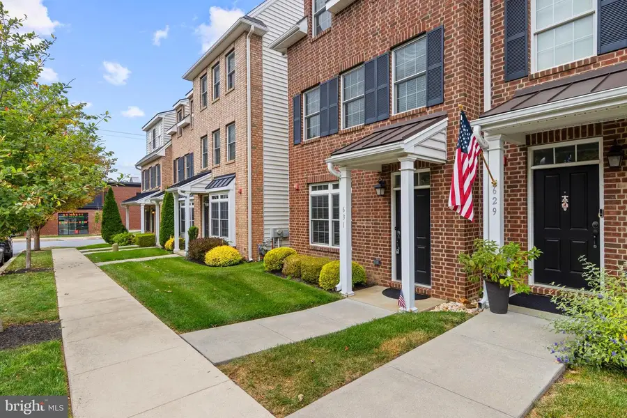 631 W Magnolia Ct, Kennett Square, PA 19348 - Image #3