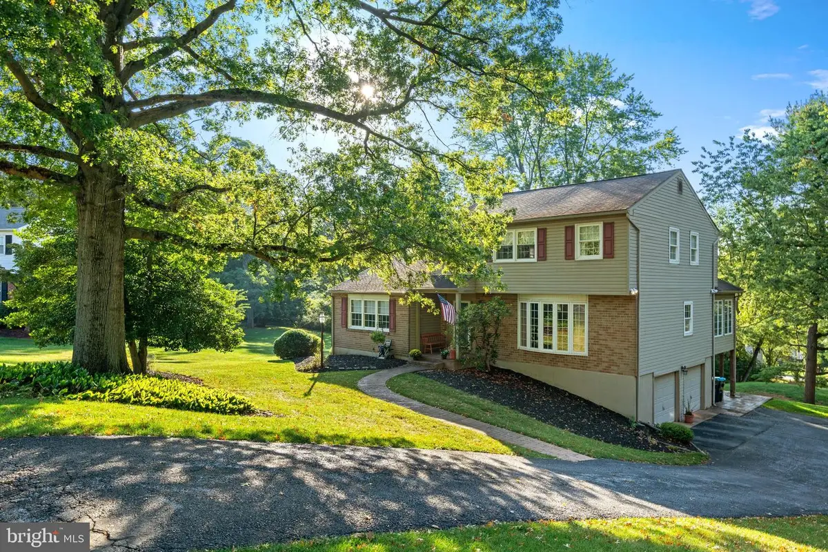 214 Louis Dr, Exton, PA 19341 - Image #1