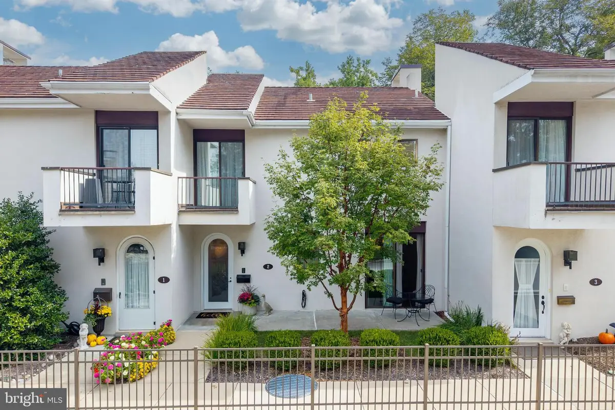 2 Ile Dhuyere #2, Devon, PA 19333 - Image #1