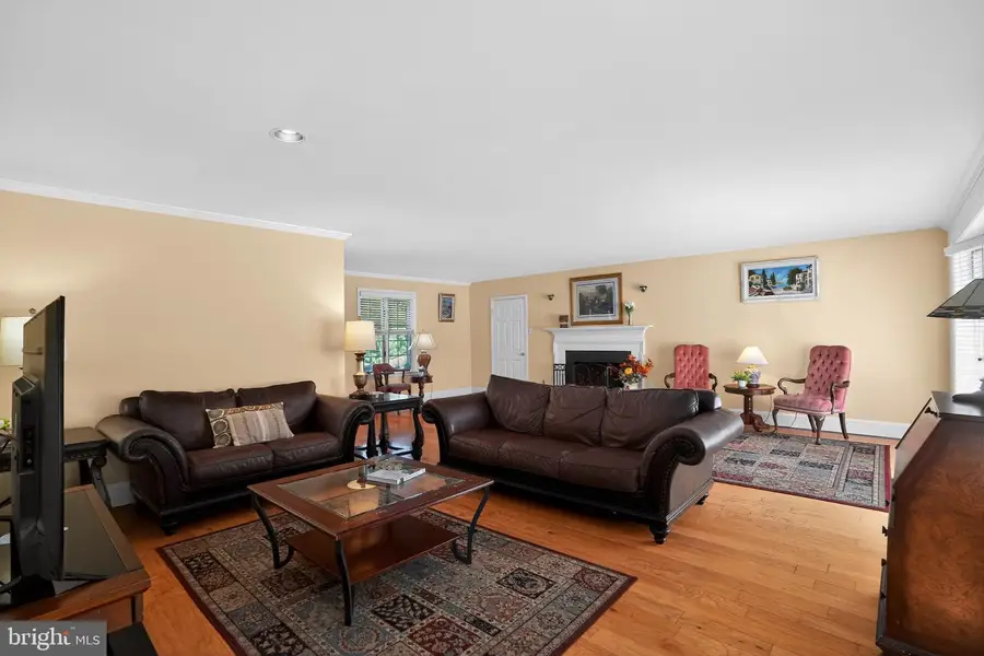 954 Saint Matthews Rd, Chester Springs, PA 19425 - #3
