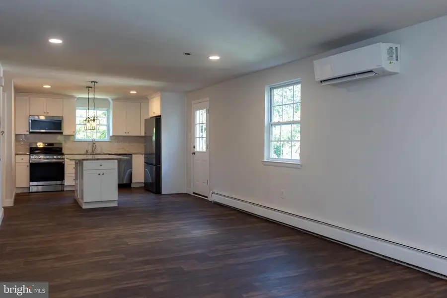 180 Chester Ave, Phoenixville, PA 19460 - Image #3