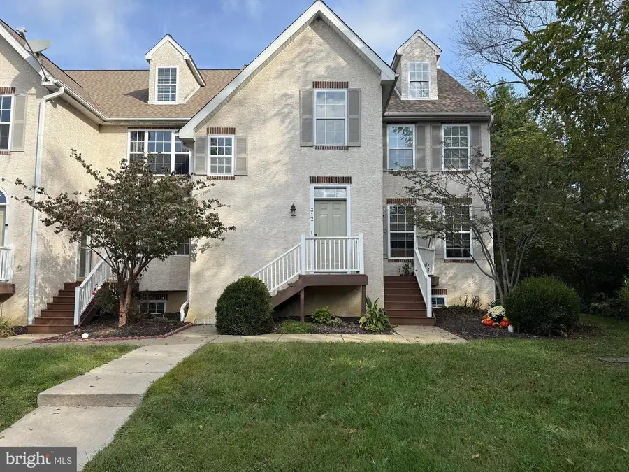 312 Riverbirch Cir #802, Kennett Square, PA 19348 - Image #2