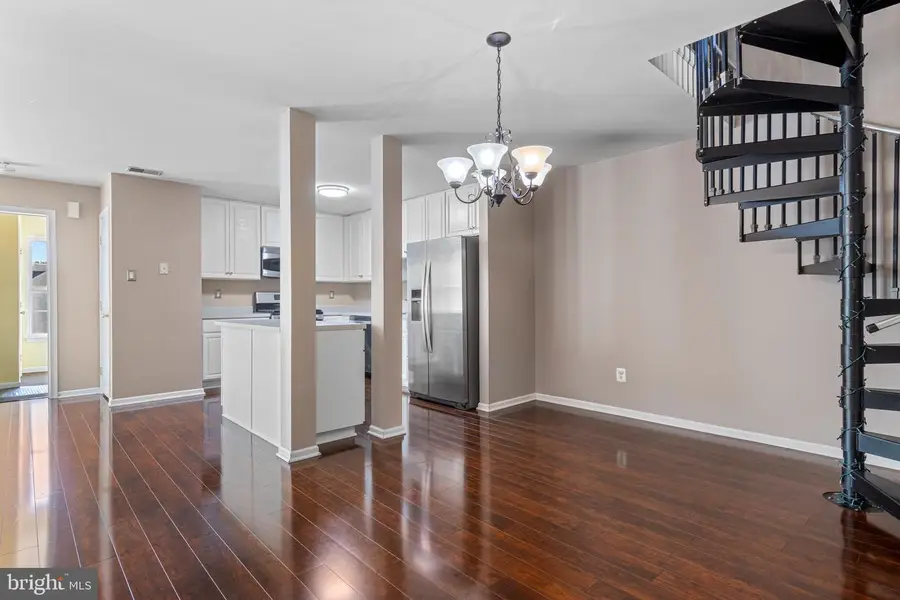 312 Riverbirch Cir #802, Kennett Square, PA 19348 - Image #3