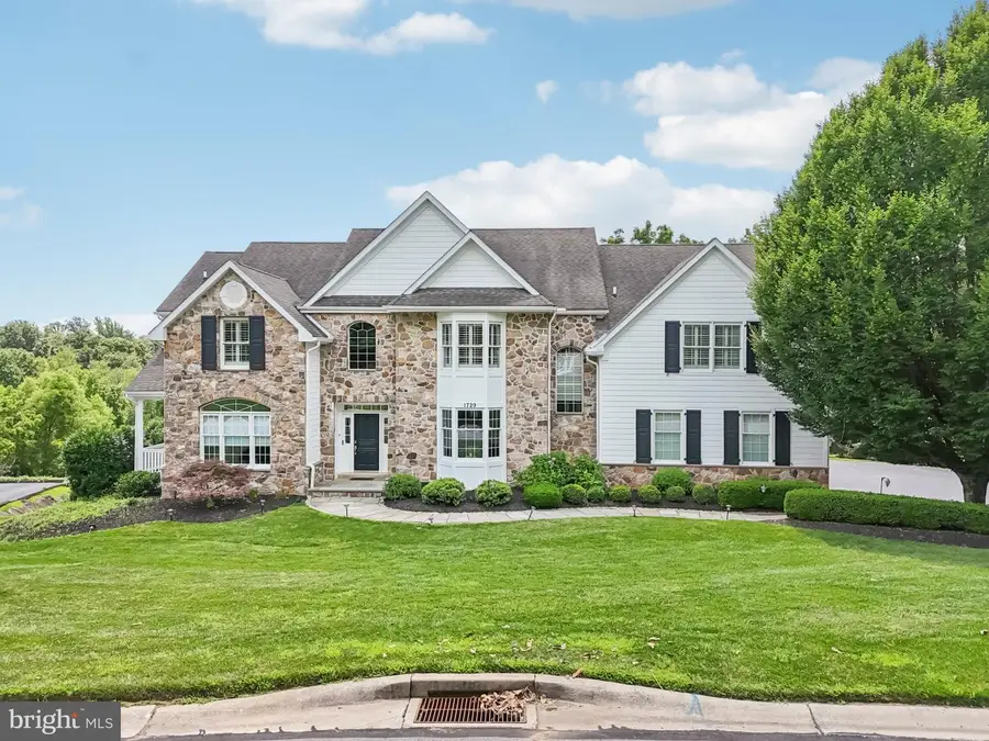 1729 Towne Dr, West Chester, PA 19380 - Image #2