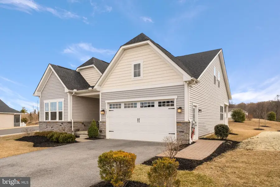 143 Hood Farm Dr, West Grove, PA 19390 - Image #2