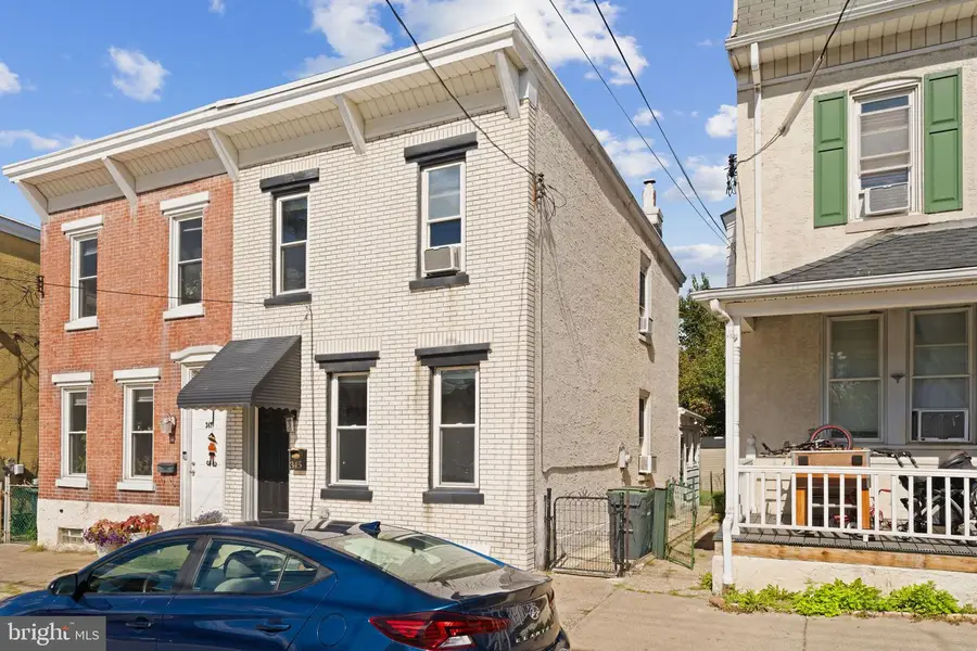 345 Hall St, Phoenixville, PA 19460 - Image #2