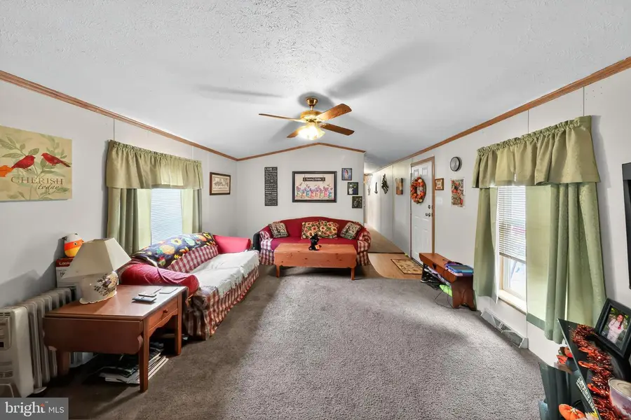 8 Penney Ln, Coatesville, PA 19320 - Image #3