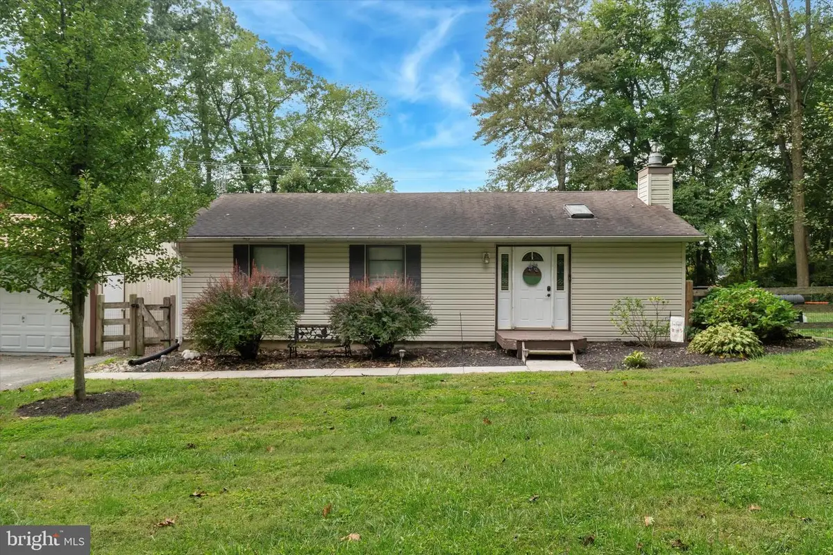 105 Cambridge Rd, Coatesville, PA 19320 - Image #1