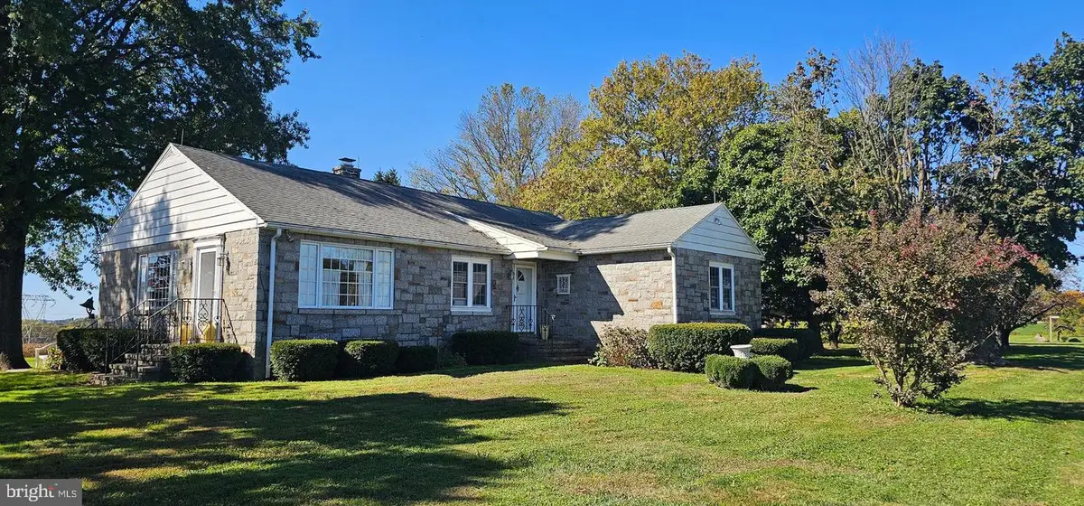 401 Limestone Rd, Oxford, PA 19363 - #1