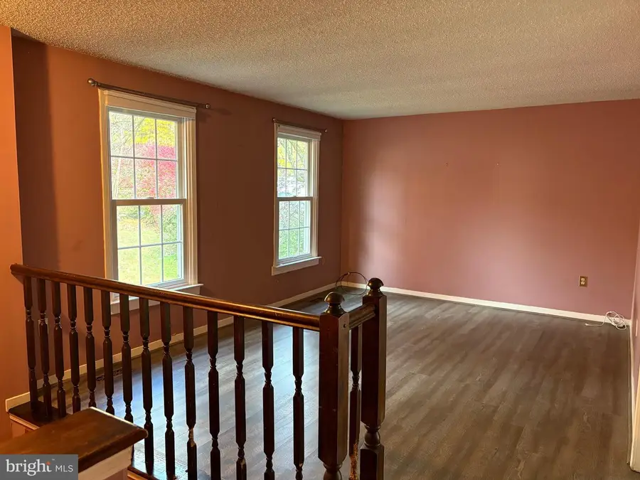 623 E Morgan Dr E, Coatesville, PA 19320 - Image #2