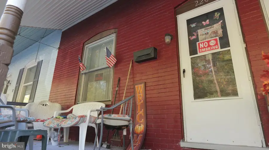 220 Fleetwood St, Coatesville, PA 19320 - Image #2