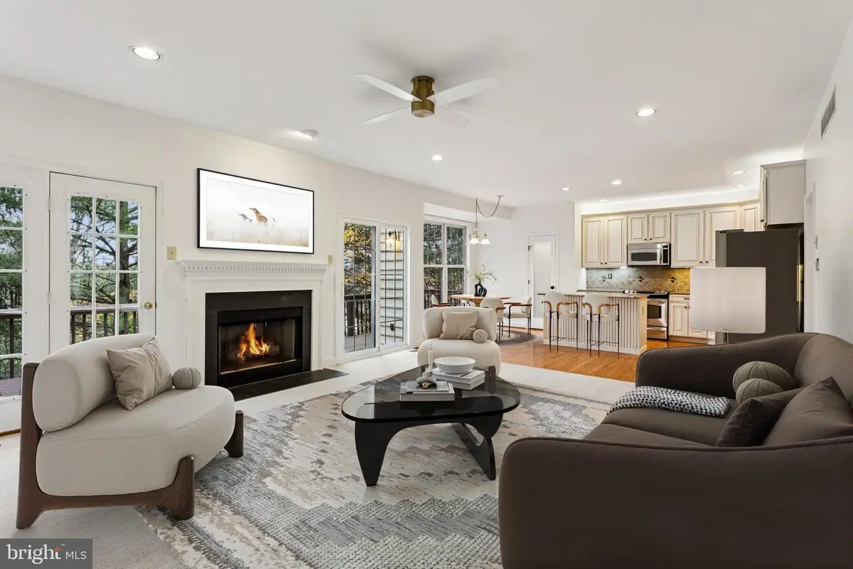 9 Fenwyck Cir, Phoenixville, PA 19460 - Image #1