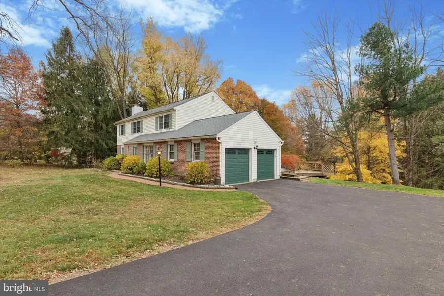 685 Hopewell Rd, Downingtown, PA 19335 - Image #3