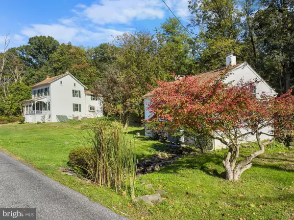 1284 School House Ln, CHESTER SPRINGS, PA 19425