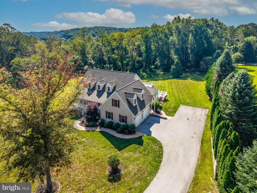 1657 S Glenside Rd, West Chester, PA 19380 - Image #2