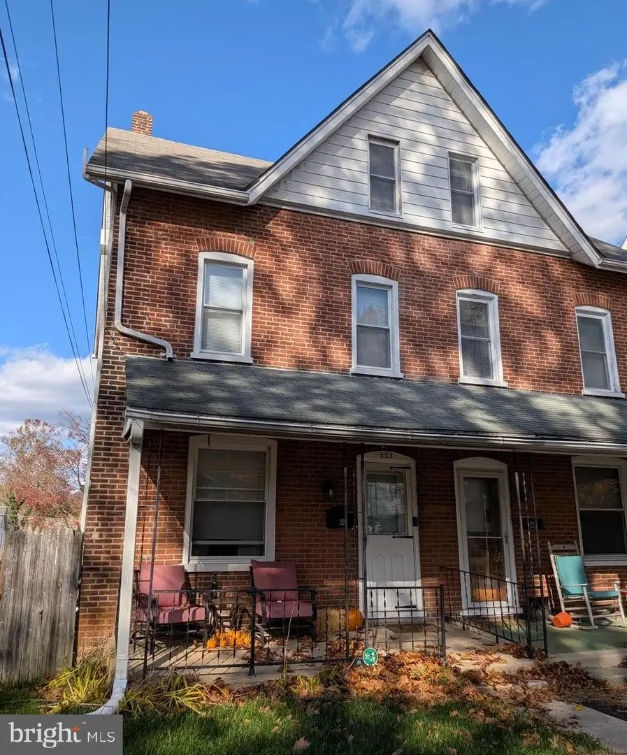 223 W Pennsylvania Ave, Downingtown, PA 19335 - Image #2