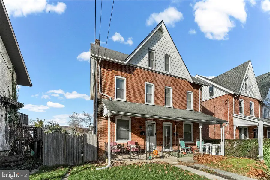 223 W Pennsylvania Ave, Downingtown, PA 19335 - Image #3