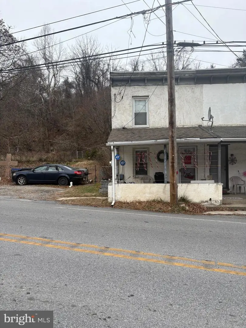 120 Doe Run Rd, Coatesville, PA 19320 - Image #1