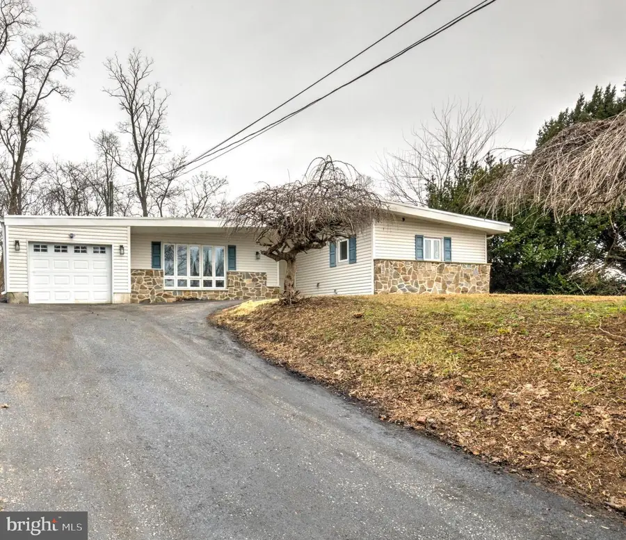 904 S Chester Rd, West Chester, PA 19382 - Image #3