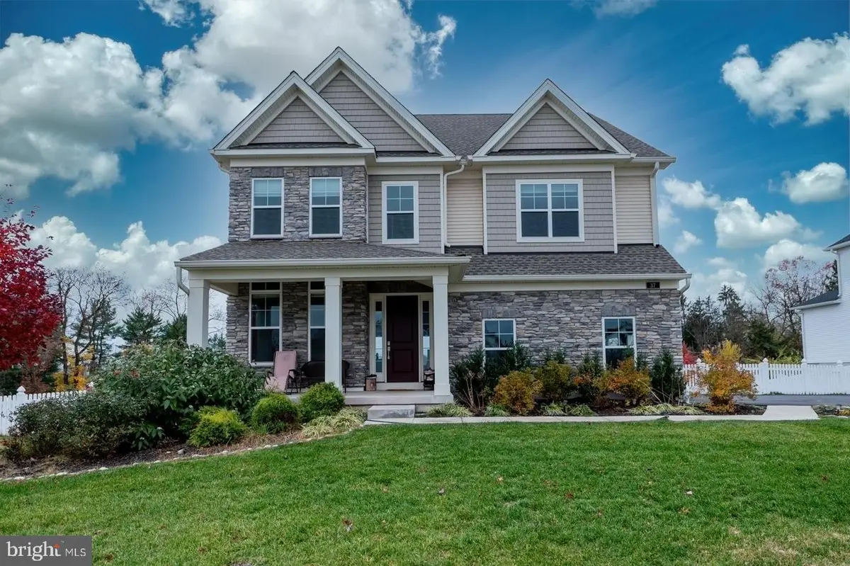 37 Boiler Ct, Phoenixville, PA 19460 - #1