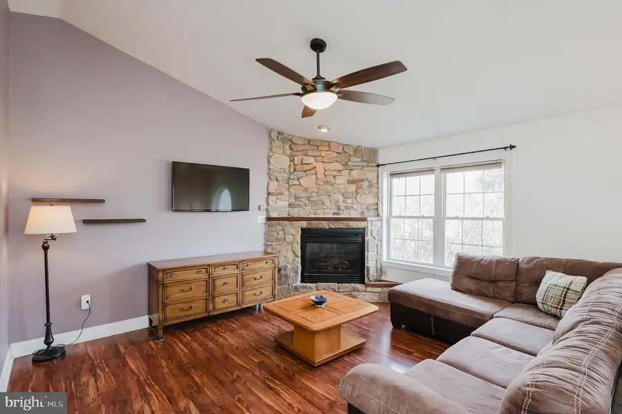 219 Delaware Ave, Oxford, PA 19363 - Image #2