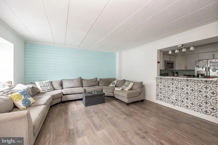 750 E Marshall St #402, West Chester, PA 19380 - Image #3