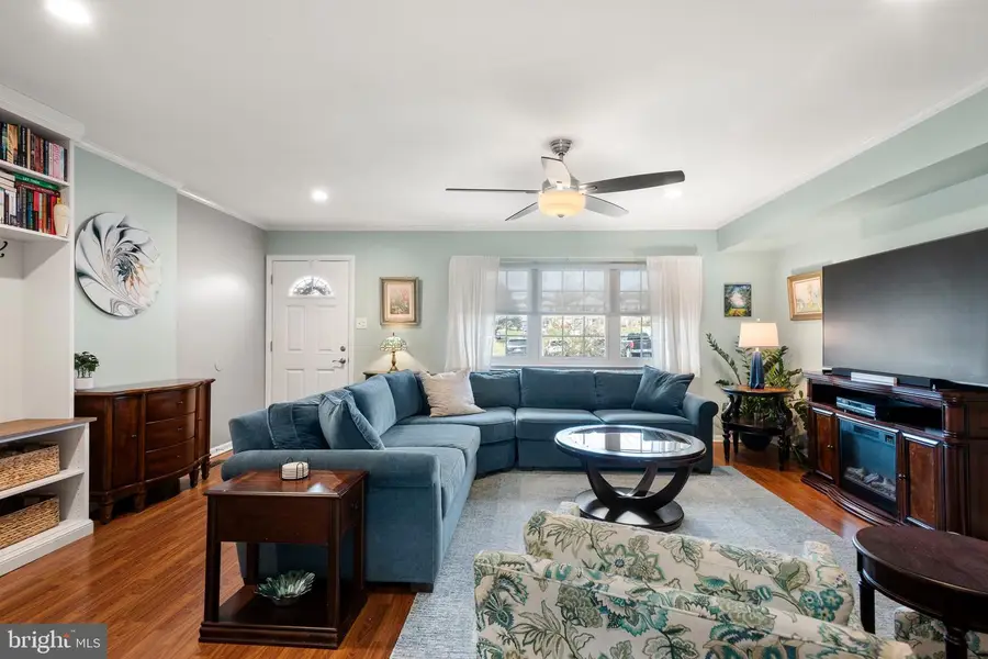 402 Devon Ct #487, Downingtown, PA 19335 - Image #3