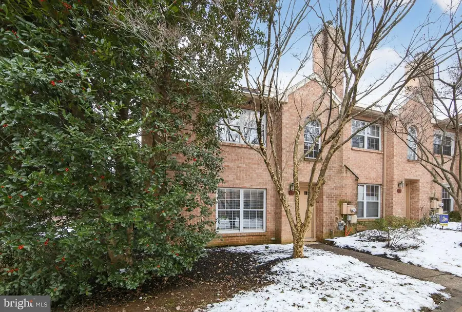 46 Rampart Dr, Chesterbrook, PA 19087 - Image #2