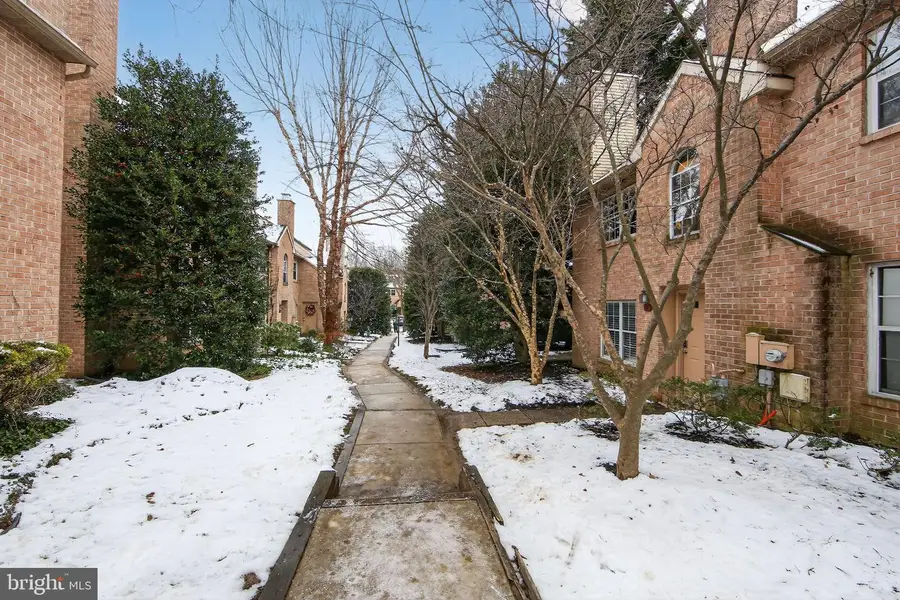 46 Rampart Dr, Chesterbrook, PA 19087 - Image #3