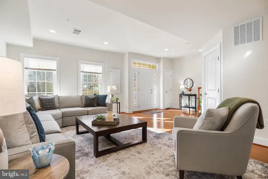 603 Stonecliffe Rd, Malvern, PA 19355 - Image #3