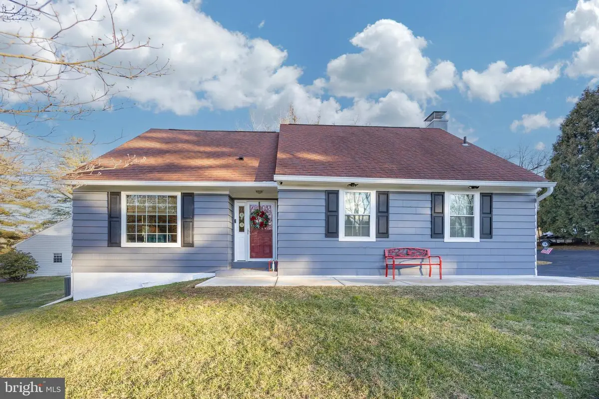 13 Marshall Cir, Downingtown, PA 19335 - Image #1