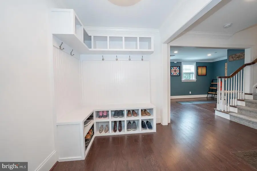 19 Village Sq, Paoli, PA 19301 - Image #2