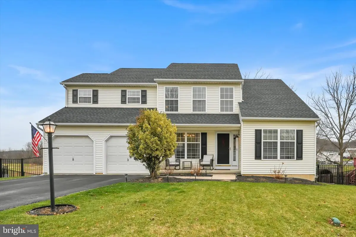 119 Turnberry Dr, Thorndale, PA 19372 - Image #1