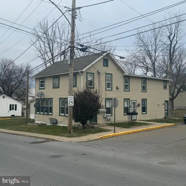 501 New St, OXFORD, PA 19363