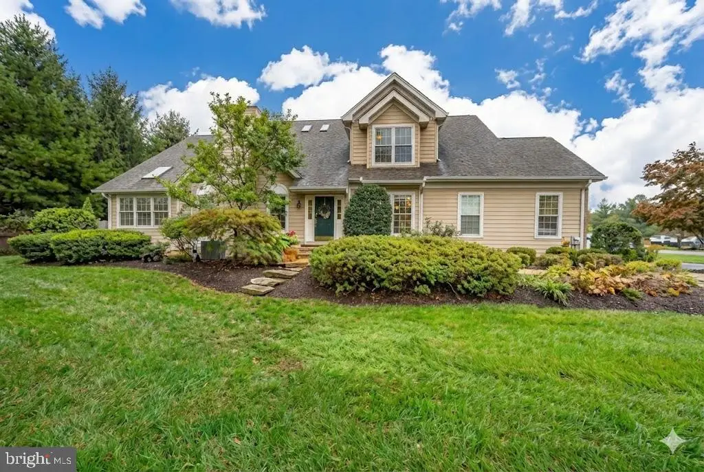 11 Ashtree Ln, Malvern, PA 19355 - Image #1